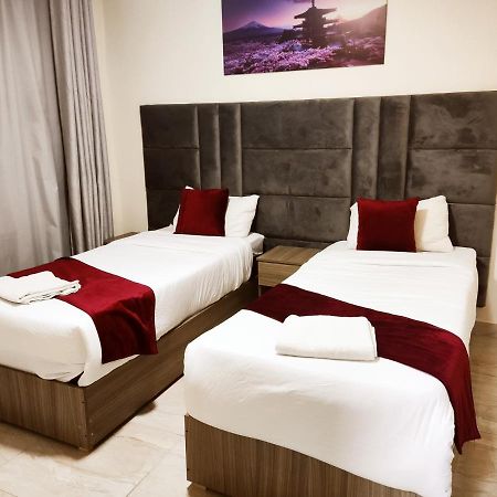 Golden Plaza Hotel Амман Екстер'єр фото
