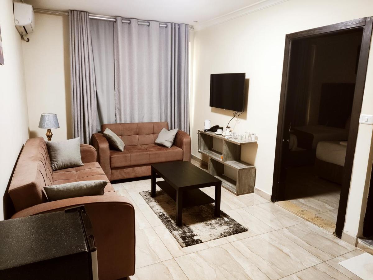 Golden Plaza Hotel Амман Екстер'єр фото