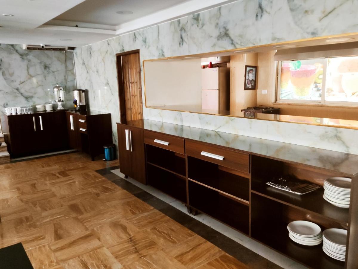 Golden Plaza Hotel Амман Екстер'єр фото