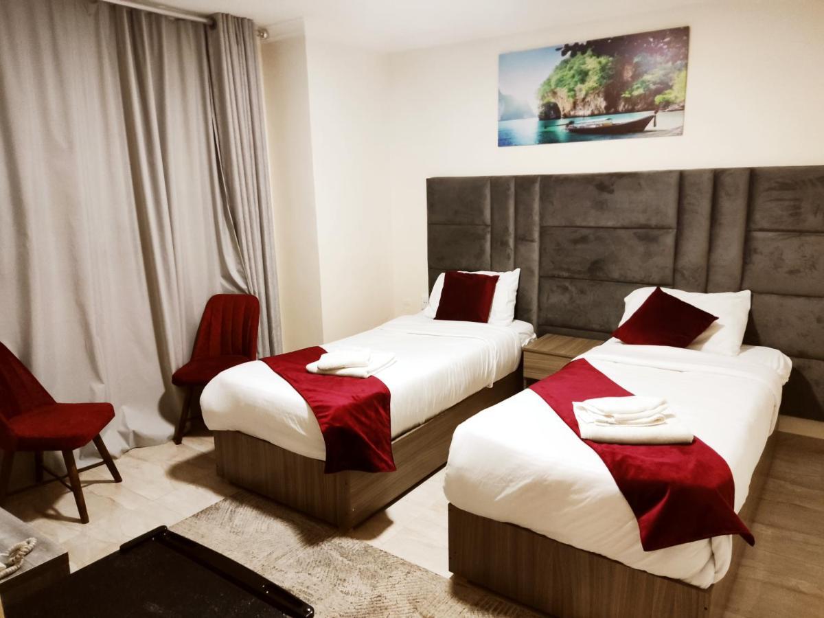Golden Plaza Hotel Амман Екстер'єр фото