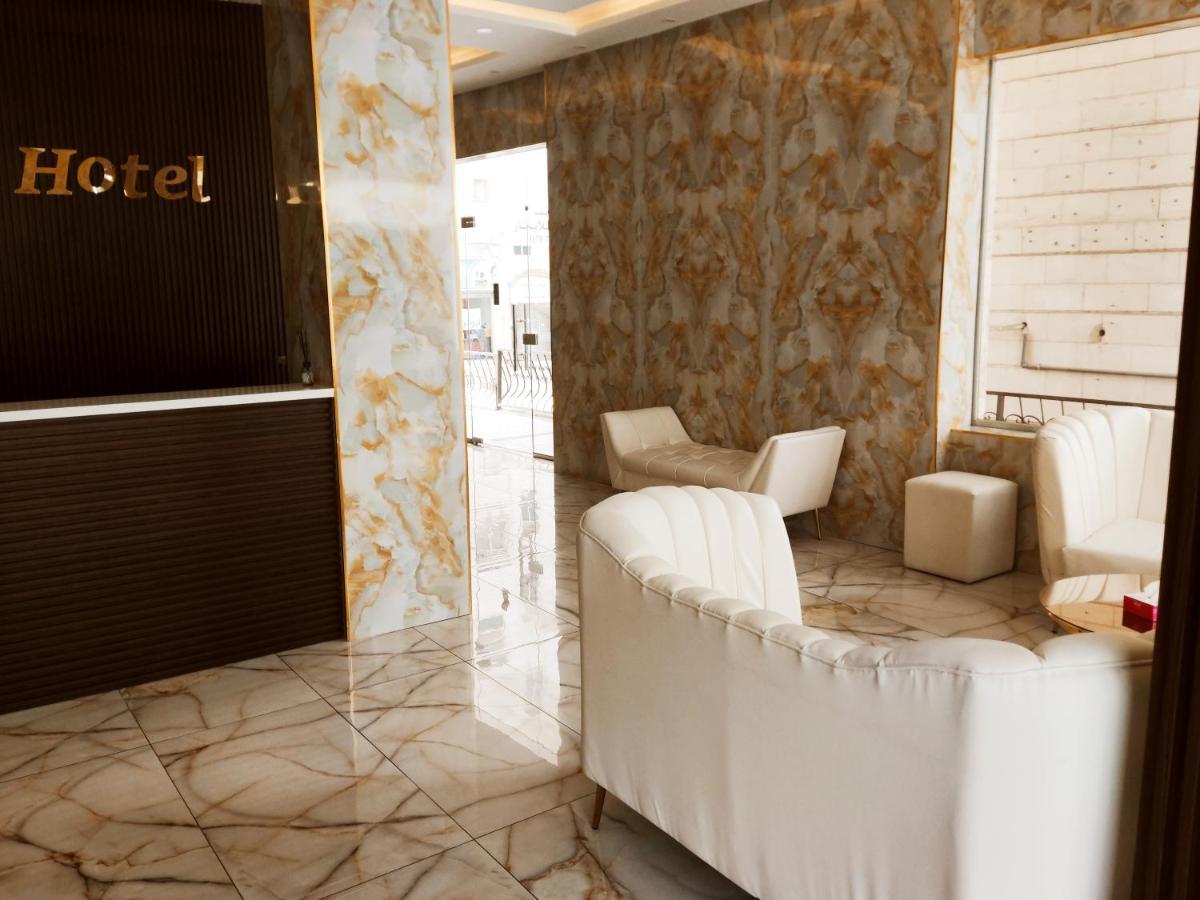 Golden Plaza Hotel Амман Екстер'єр фото